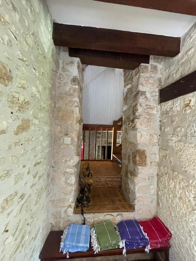 Villa Domaine Du Bonheur En Pierre Avec Piscine, Proche Sarlat Carlux Exterior foto