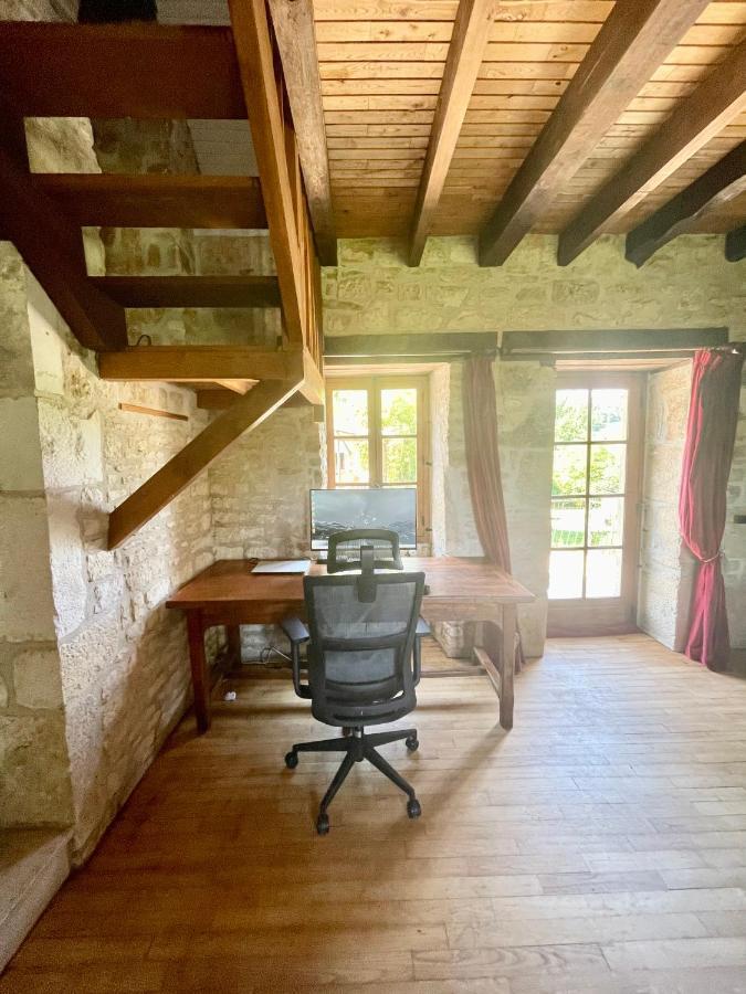 Villa Domaine Du Bonheur En Pierre Avec Piscine, Proche Sarlat Carlux Exterior foto