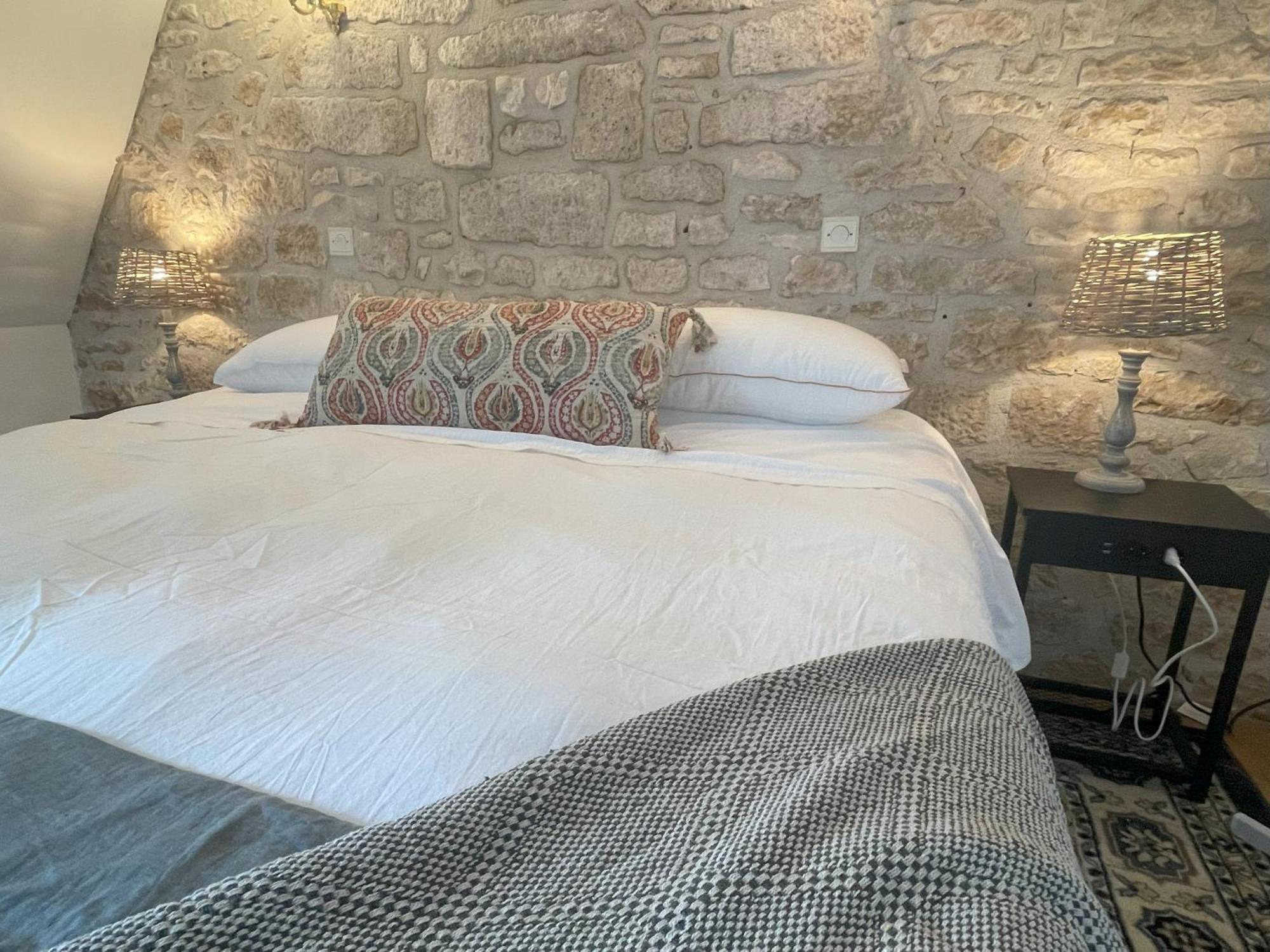 Villa Domaine Du Bonheur En Pierre Avec Piscine, Proche Sarlat Carlux Exterior foto
